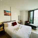 Edge Vip อพาร์ทเม้น Pattaya