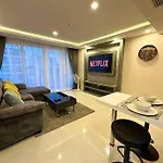 Large Luxury - Centre - Grand Avenue Residences - 501 Pattaya