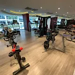 อพาร์ทเม้น Large Luxury - Centre - Grand Avenue Residences - 501 *