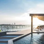 อพาร์ทเม้น The Base 2bed King&queen With Infinity Pool & Free Netflix! Pattaya