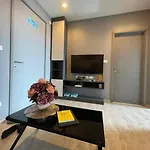 Base Long Balcony King-bed With Infinity Pool * Pattaya