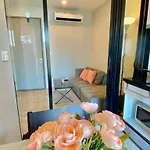 The Base Long Balcony King-bed With Infinity Pool & Free Netflix Pattaya