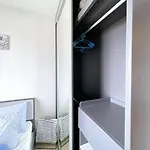 อพาร์ทเม้น The Base Long Balcony King-bed With Infinity Pool & Free Netflix