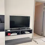 Base Long Balcony King-bed With Infinity Pool อพาร์ทเม้น
