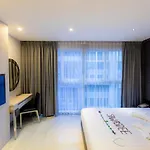 Shilat Avenue Pattaya