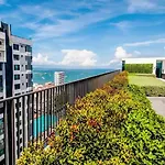 The Base 2bed King&queen With Infinity Pool & Free Netflix!