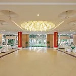 Eastern Grand Palace Hotel 4*