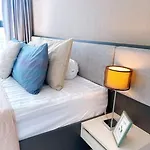 Base Huge 2bed King&queen With Infinity Pool & Free Netflix! Pattaya