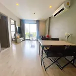 Base Huge 2bed King&queen With Infinity Pool & Free Netflix! อพาร์ทเม้น Pattaya