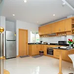 Relax Pool Near Walking Street,jacuzzi ,bbq 5bed 6bath House54 Pattaya
