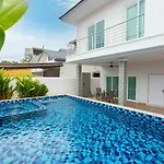 Villa Relax Pool Near Walking Street,jacuzzi ,bbq 5bed 6bath House54 Pattaya