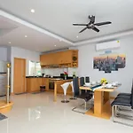 Relax Pool Near Walking Street,jacuzzi ,bbq 5bed 6bath House54 Villa