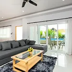 Villa Relax Pool Near Walking Street,jacuzzi ,bbq 5bed 6bath House54 *