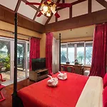 Villa Gala Beachfront