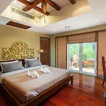 Villa Gala Beachfront