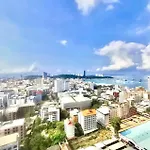 Apartment The Base Long Balcony King-bed With Infinity Pool & Free Netflix *
