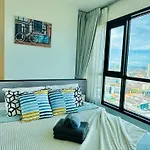 The Base 2bed King&queen With Infinity Pool *