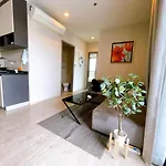 Apartment The Base 2bed King&queen With Infinity Pool
