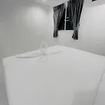 Genie's - Boutique & Lounge