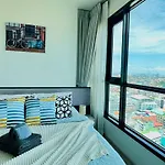 The Base 2bed King&queen Sky Seaview & Infinity Pool