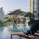 Base 2bed King&queen With Infinity Pool & Free Netflix!