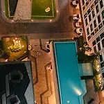 Base 2bed King&queen With Infinity Pool & Free Netflix! อพาร์ทเม้น Pattaya