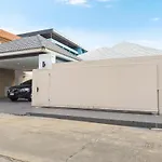 Cityhouse-Oscar,Pool Villa 4Bedrooms-Jacuzzi-Walking Street 10Min