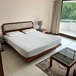 โรงแรม The Monaco Pattaya