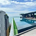 Best Location Condo With Swimming Pool, Gym, Sauna, Washing Mashine, Fast Internet In Central Of Pattaya