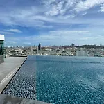 อพาร์ทเม้น Location With Swimming Pool, Gym, Sauna, Washing Mashine, Fast Internet In Of *