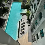 Location With Swimming Pool, Gym, Sauna, Washing Mashine, Fast Internet In Of Pattaya