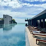 Location With Swimming Pool, Gym, Sauna, Washing Mashine, Fast Internet In Of อพาร์ทเม้น Pattaya