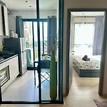 อพาร์ทเม้น Location With Swimming Pool, Gym, Sauna, Washing Mashine, Fast Internet In Of Pattaya