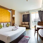 Aiyara Palace 5*