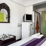 โรงแรม Sawasdee Sea View Pattaya