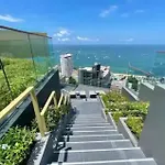อพาร์ทเม้น The Edge Seaview Pattaya