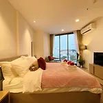 The Edge Seaview อพาร์ทเม้น Pattaya