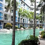 2 Bedrooms Near อพาร์ทเม้น