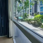 อพาร์ทเม้น Centara Avenue 2 Bedrooms Pool View *