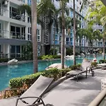 Apartment Centara Avenue 2 Bedrooms Pool View