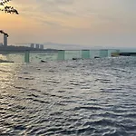 อพาร์ทเม้น Edge Seaside Luxury Stylish Steps Away From *