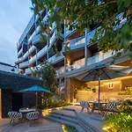 U Jomtien