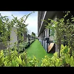 Acandia Center Suites