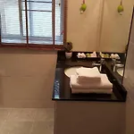 Sea U Pool Homestay Pattaya