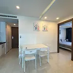 林荫大道grand Avenue Condo