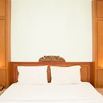 S Lodge Pattaya