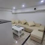 Aparthotel The Nest 3*