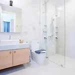 Hollywood Luxury Poolvilla Walking Street 4 Bedrooms * Pattaya