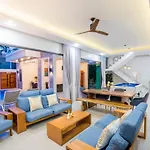 Hollywood Luxury Poolvilla Walking Street 4 Bedrooms วิลล่า