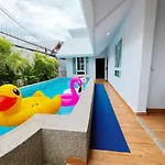 Aqua - Pool - Kitchen - Bbq - Smart Tv Pattaya